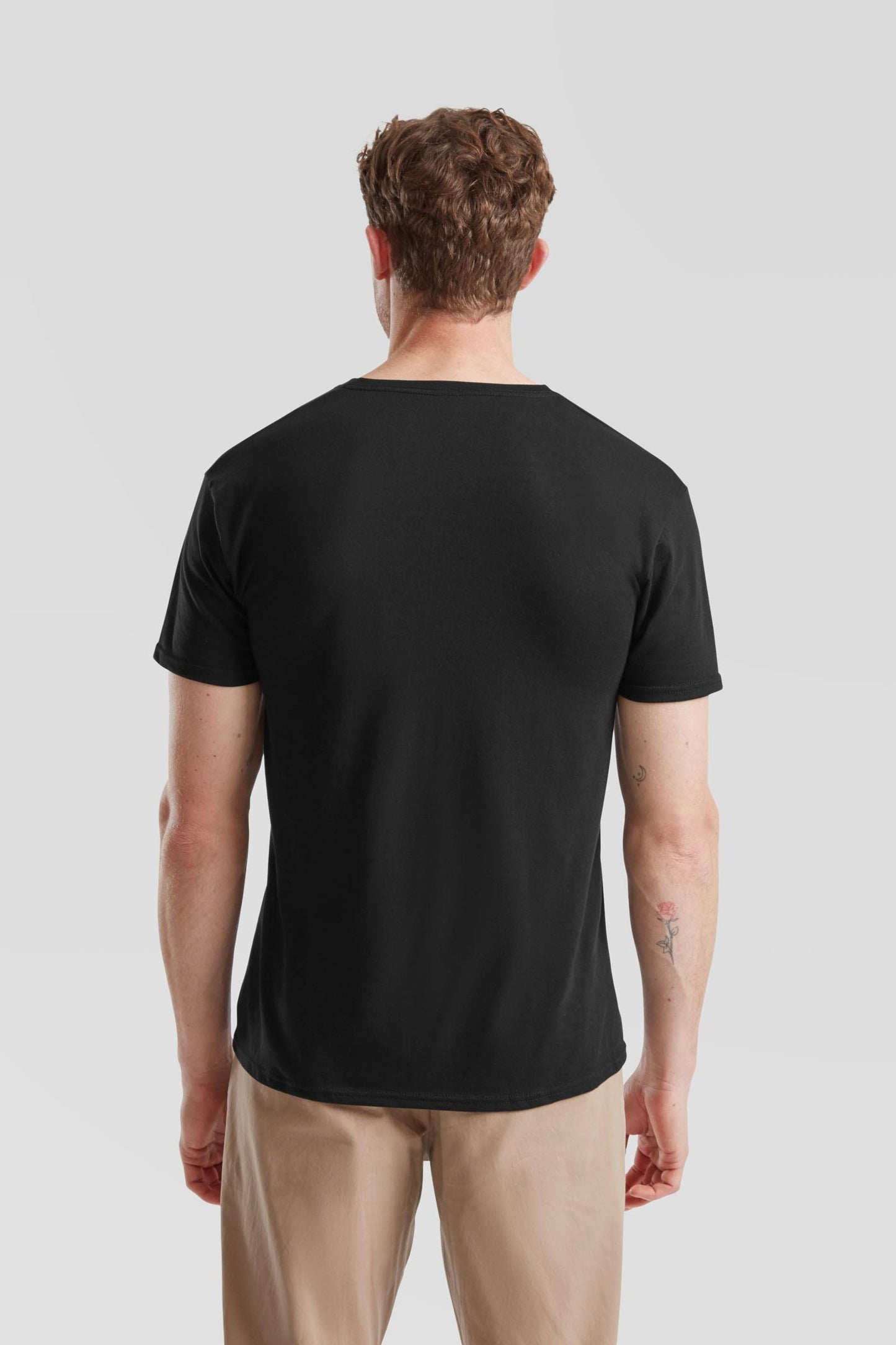 Iconic 150 V-Neck T-Shirt 150 Adult