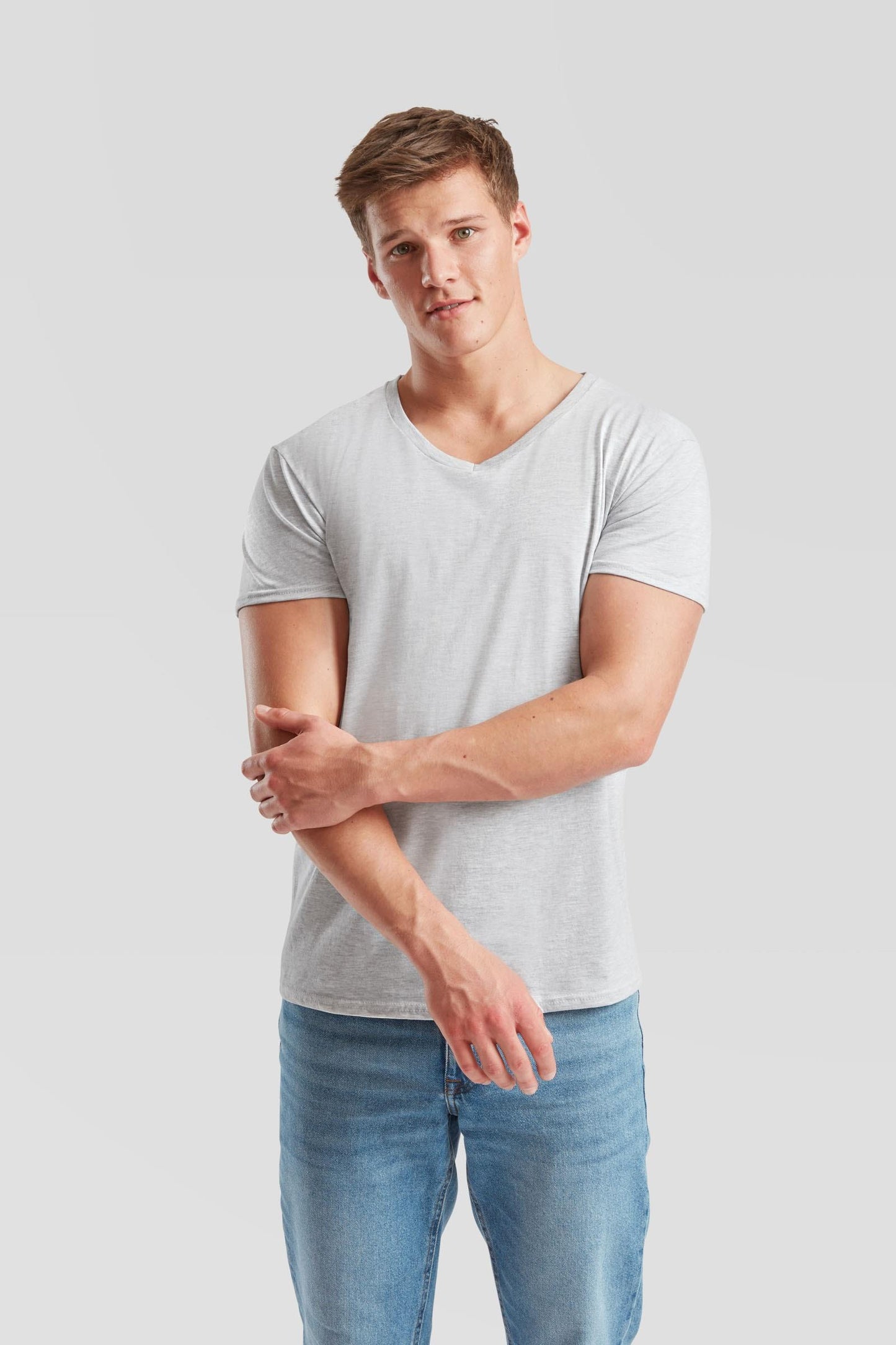 Iconic 150 V-Neck T-Shirt 150 Adult